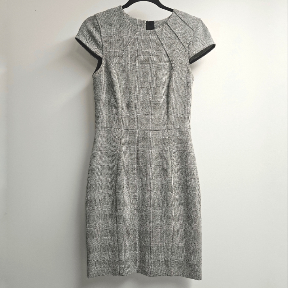 H&M Gray Plaid Fitted Dress